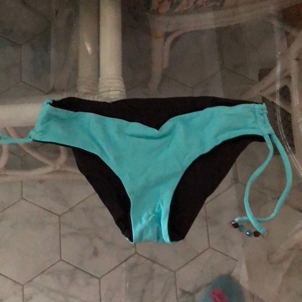 Bikini bottom’s Reversible teal to chocolate brown